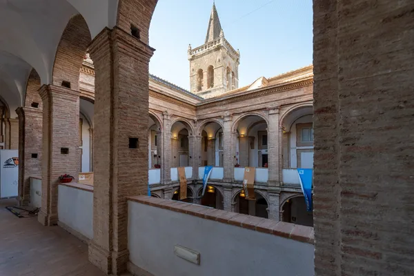 Collescipoli - Chiostro